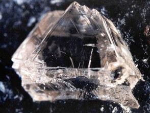 钻石被发现于多少年前