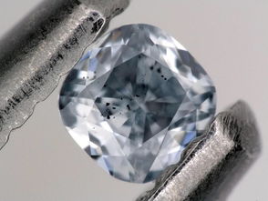 钻石首先在哪个国家被发现